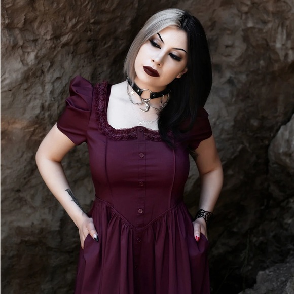 Lively Ghosts Bordeaux Dress 🩸 - Picture 2 of 11